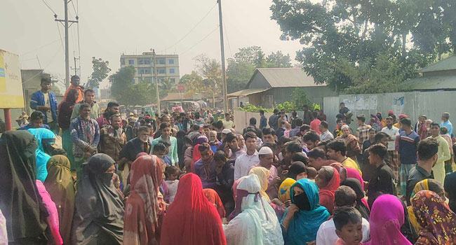 ভালুকায় অটোরিকশা-মিনিট্রাক সংঘর্ষে ২ বোন নিহত