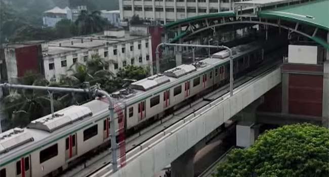 প্রায় দুই ঘণ্টা পর সচল হলো মেট্রোরেল