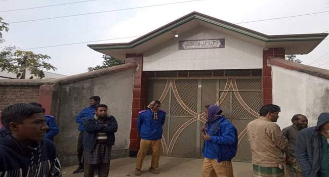 মিঠাপুকুরে দুর্ধর্ষ ডাকাতি, নিহত ১