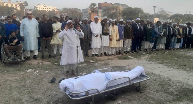 গাজীপুরে অভিনেতা আহমেদ রুবেলকে দাফন
