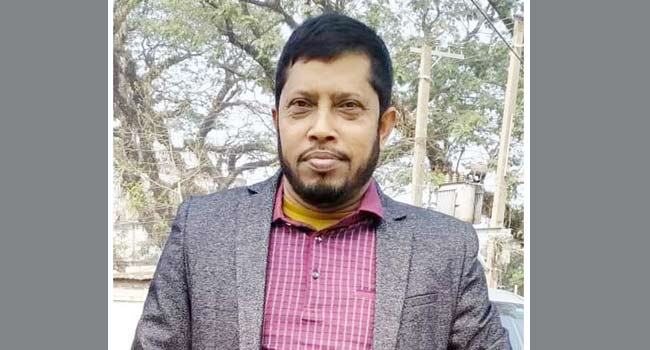 ভালুকায় মাইক্রোবাস খাদে পড়ে পুলিশ কর্মকর্তা নিহত