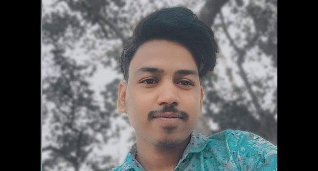 সবাই আমাকে মাফ করবেন : ফেসবুকে স্ট্যাটাস দিয়ে আত্মহত্যা