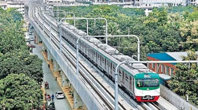 ঘুড়ি সরিয়ে মেট্রোরেল চলাচল স্বাভাবিক