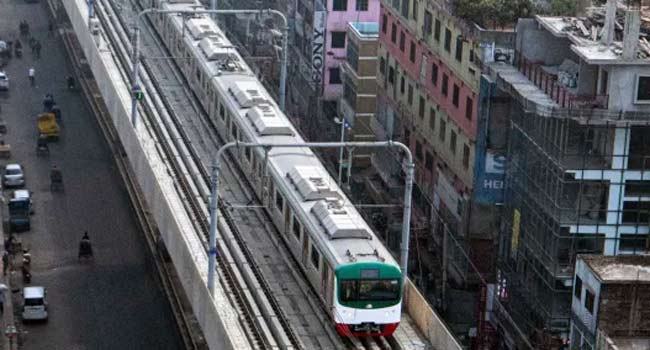 এক ঘণ্টা পর মেট্রোরেলের চলাচল স্বাভাবিক
