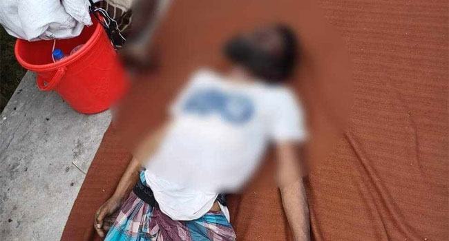 নিজ বাড়িতে ডুকতে দেয়া হলো না, গেটেই মৃত্যু