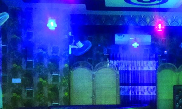 সিরাজদিখানে রেস্টুরেন্টের আড়ালে অসামাজিক কার্যকলাপ