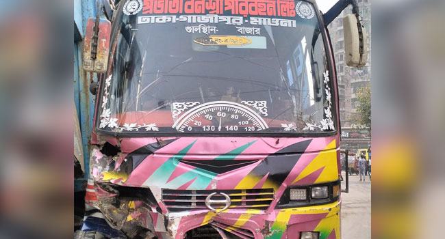 টঙ্গীতে বাসচাপায় ডুয়েট শিক্ষকসহ নিহত ২