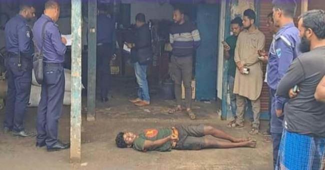 ঘাটাইলে গ্যারেজ থেকে যুবকের লাশ উদ্ধার
