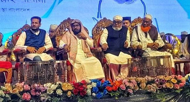 ক্বারীদের তিলাওয়াতে মন্ত্রমুগ্ধ হলেন শ্রোতা-দর্শকরা