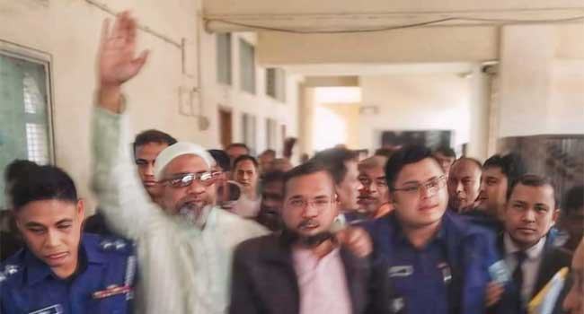 দিনাজপুরে জেলহাজতে সাবেক এমপি আখতারুজ্জামান