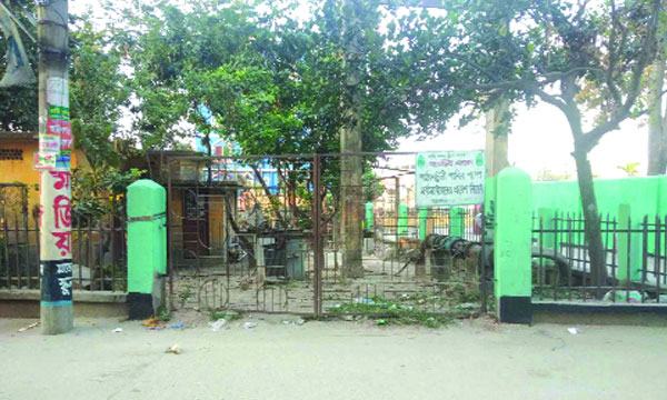 নারায়ণগঞ্জে বিশুদ্ধ পানির সঙ্কটে অর্ধলাখ মানুষ