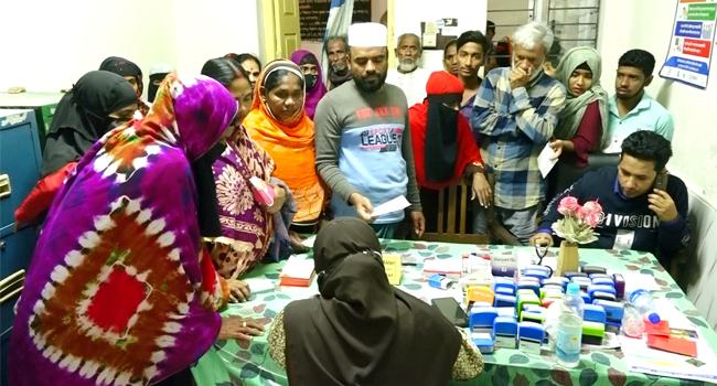 ঝালকাঠি সদর হাসপাতালে চিকিৎসক ও ওষুধ সঙ্কট, দুর্ভোগে রোগীরা