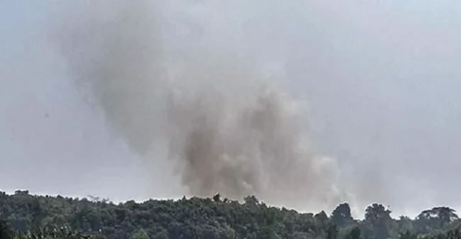 ওপারে গুলির শব্দ, স্বস্তিতে নেই টেকনাফ সীমান্তের লোকজন