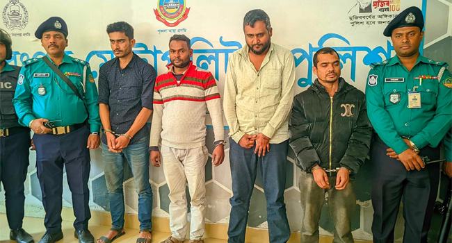 রংপুরে চাকরিচ্যুত থেকে ক্ষোভ : গাড়িতে গুলি, গ্রেফতার ৪
