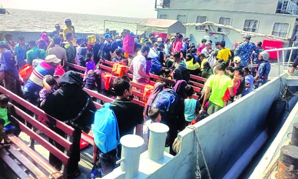 ভাসানচরে পৌঁছাল আরো ১ হাজার ১৪১ রোহিঙ্গা