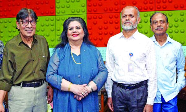 বহু বছর পর বেতারের গানে রুনা লায়লা