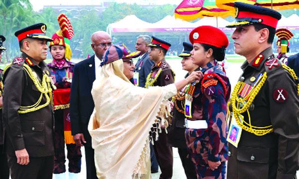 সীমান্ত রক্ষায় বিজিবিকে স্মার্ট প্রযুক্তিতে  সজ্জিত করা হচ্ছে : প্রধানমন্ত্রী