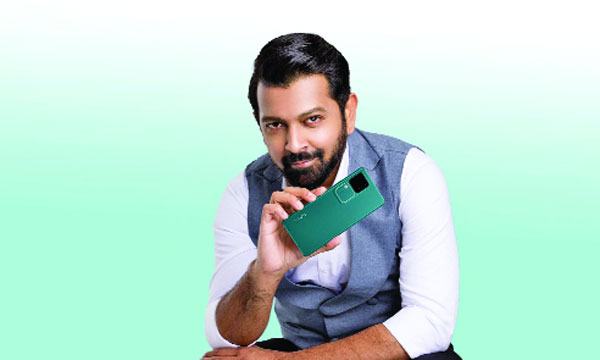 ভি সিরিজের নতুন স্মার্টফোন এনেছে ভিভো