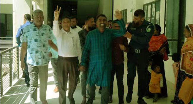 নওগাঁয় জামিন নিতে গিয়ে কারাগারে রাণীনগরের বিএনপির ৭ নেতাকর্মী