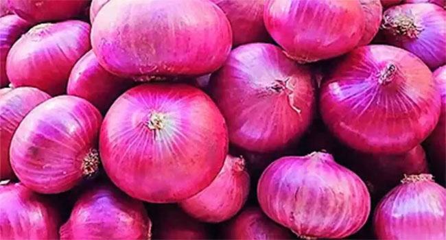বছর ব্যবধানে পেঁয়াজের দাম বেড়েছে ২৮৩%