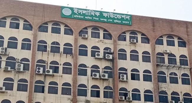 সব মসজিদে একই পদ্ধতিতে খতমে তারাবিহ পড়ার আহবান ইসলামিক ফাউন্ডেশনের