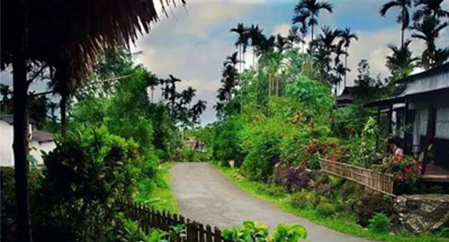 মেঘনা নদীর বাঁকে