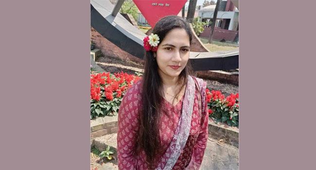 আশুলিয়ায় ‘পুলিশ কর্মকর্তার স্ত্রী’র দাপটে অতিষ্ঠ এলাকাবাসী