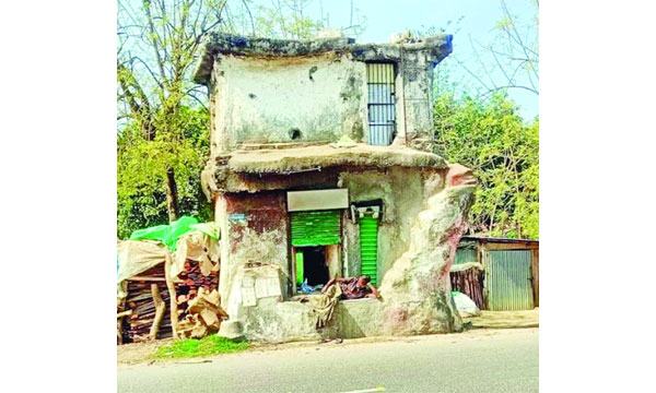 ভিক্ষা করে নিজ হাতে গড়লেন স্বপ্নের বাড়ি