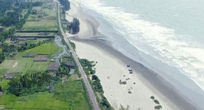 ১২ শ’ কোটি টাকা ব্যয়ে প্রশস্ত হচ্ছে মেরিন ড্রাইভ সড়ক