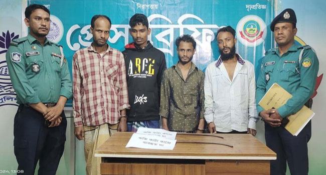 গাজীপুরে আসামি গ্রেফতারে সহযোগিতা করায় কাটা গেল যুবকের কব্জি