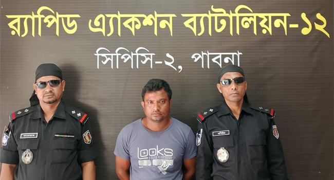 প্রবাসী নারীর অশ্লীল ছবি ভিডিও ধারণ করে টাকা দাবি, প্রতারক আটক