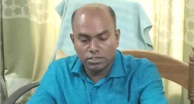 শ্রীমঙ্গলে সাব-রেজিস্ট্রারের বিরুদ্ধে অভিযোগ এনে দলিল লেখকদের কর্মবিরতি