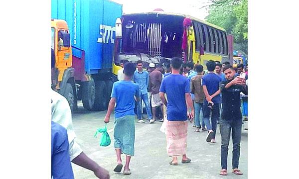 একই স্থানে দুর্ঘটনায় ৪ মাসে ৫০ জন হতাহত