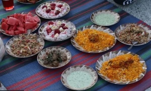 ইফতারে কোন দেশে কী খাওয়া হয়