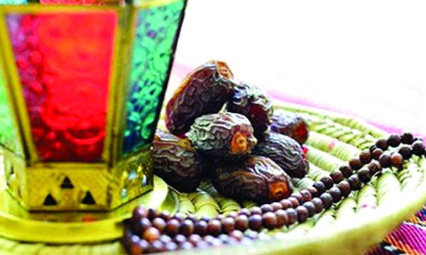 ইফতারিতে খেজুরের উপকারিতা
