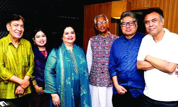 রুনা লায়লার সাথে শত শিশু গাইবে বাংলাদেশ বাংলাদেশ