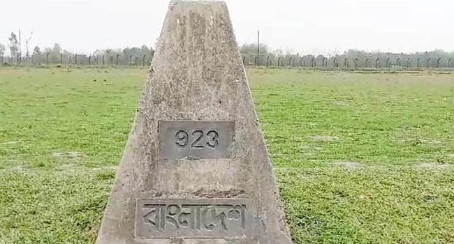 লালমনিরহাটে বাংলাদেশী যুবককে গুলি করে ধরে নিয়ে গেল বিএসএফ