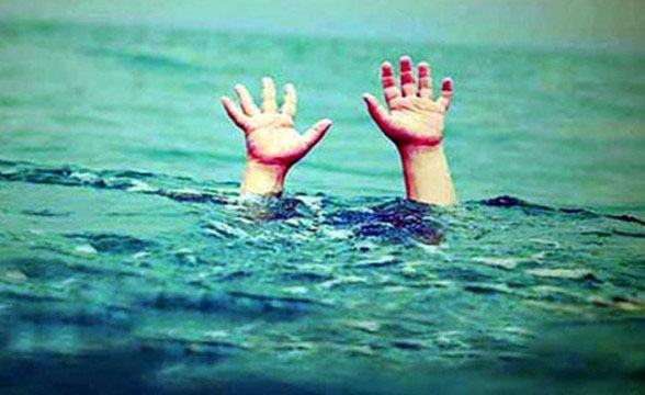 নোয়াখালীতে পানিতে ডুবে ভাই-বোনের মৃত্যু