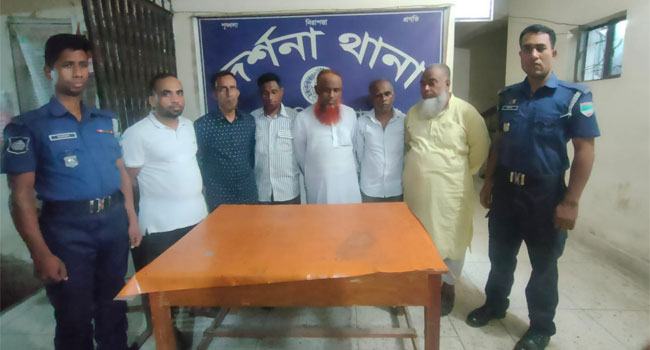 ১২ লাখ টাকাসহ কষ্টিপাথর কেনাবেচা সিন্ডিকেটের ৬ সদস্য আটক