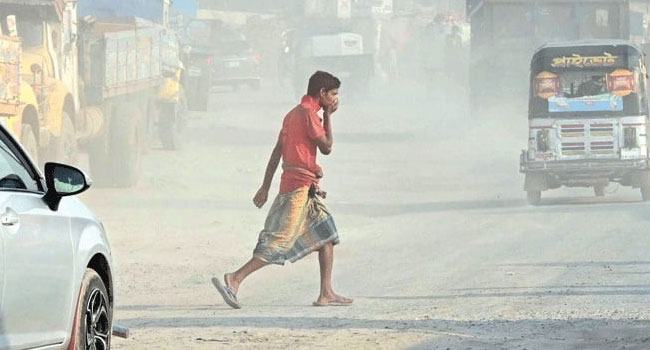 ছুটির দিনেও ঢাকার বাতাস অস্বাস্থ্যকর