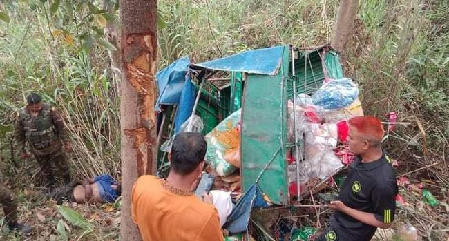 সাজেকে পাহাড়ি খাদে পড়ে মাহিন্দ্রচালক নিহত