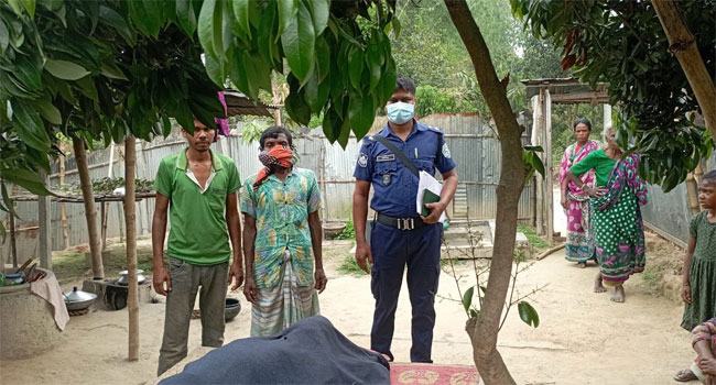 ঘোড়াঘাটে তিন ধরে ঝুলছিল আদিবাসী বৃদ্ধর লাশ