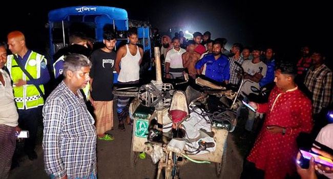গোবিন্দগঞ্জে মধ্যরাতে ব্যবসায়ী নিহত