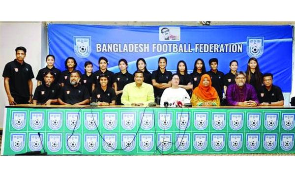 সাবিনাদের নিয়ে নাসরিনের ট্রফির স্বপ্ন