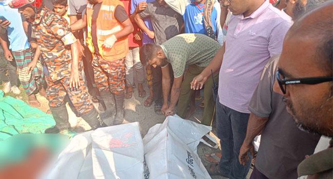মেহেরপুরে ট্রাকের ধাক্কায় ২ সাইকেল আরোহী নিহত