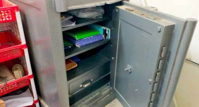 কুষ্টিয়ায় ইসলামী ব্যাংকের অ্যাজেন্ট ব্যাংকে চুরির অভিযোগ