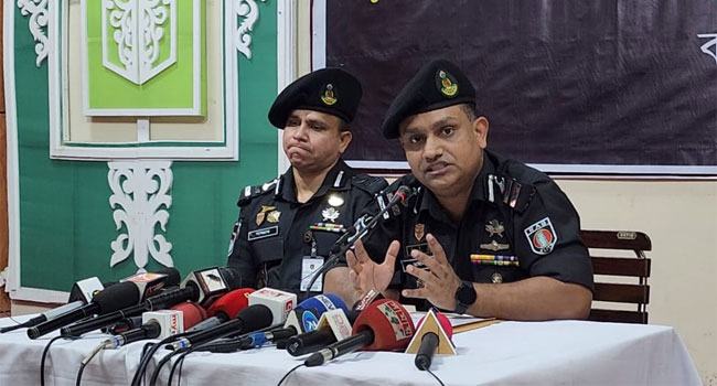 পাহাড়ে সন্ত্রাস নির্মূলে সর্বাত্মক ব্যবস্থা নেয়া হচ্ছে : র‌্যাব