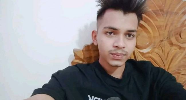 ফেসবুকে ‘ভালো থেকো আব্বু-আম্মু’ পোস্ট দিয়ে যুবকের আত্মহত্যা