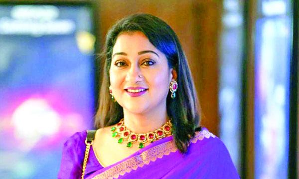 দীপার বর্ণাঢ্য ঈদ