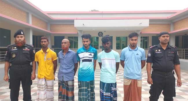 তাড়াশে অপহৃত মাদরাসাছাত্রের ছাত্রের লাশ উদ্ধার, আটক ৫
